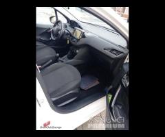 Peugeot 208 HDi 75cv euro6 - 17