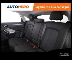 AUDI Q3 UX26628 - 9