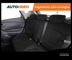 RENAULT Captur JH37777 - 9