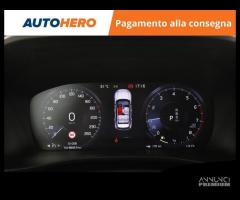 VOLVO XC40 PH40927 - 11