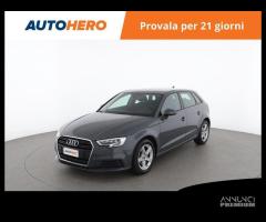 AUDI A3 ZF18832