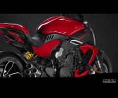 PRESE D'ARIA SERBATOIO CARBONIO DUCATI DIAVEL V4