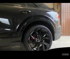 Cerchi NUOVI Audi Q8 SQ8 da 22 cod.9834