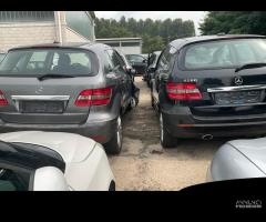 mercedes classe b w245 per ricambi