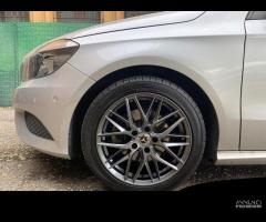 Cerchi NUOVI Mercedes Classe A da 17 cod.29834