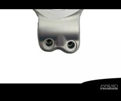 MORSETTO SEMIMANUBRIO DUCATI PANIGALE DESTRO 36011