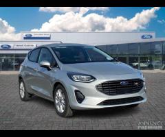 new Ford Fiesta 2022 in ricambio - 1