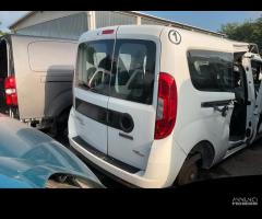 PORTELLONE VETRATO FIAT DOBLO' 2012