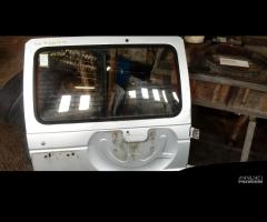 portellone posteriore Mitsubishi Pajero 3.0 5 P '9 - 1