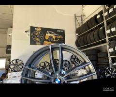 Cerchi NUOVI Bmw raggio 18 cod.049272