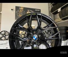 Cerchi NUOVI Bmw raggio 19 cod.39842