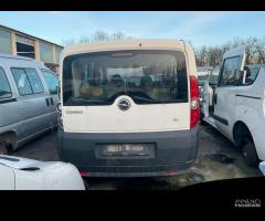 posteriore opel combo 2014