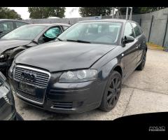 audi a3 del 2008 per ricambi - 1