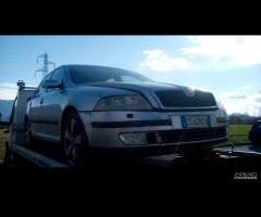 portellone posteriore Octavia 2.0 Tdi 2005 berlina - 3