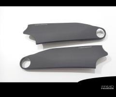 FIANCHETTI SOTTO SERBATOIO CARBONIO DUCATI STREETF