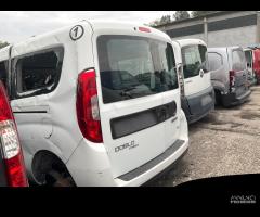 portellone fiat doblo maxi vetrato - 1