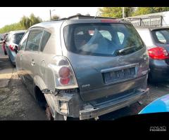 TOYOTA COROLLA VERSO 2008 PER RICAMBI