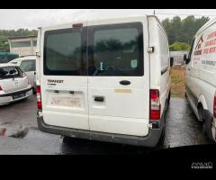 ford transit del 2009 vetrato posteriore