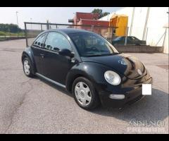 Volkswagen New Beetle NO PANNELLI - Per Ricambi - 1