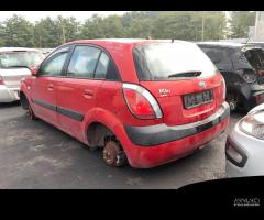 posteriore kia rio 2009 motore d4fa kia rio 1.5