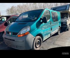 renault trafic per ricambi