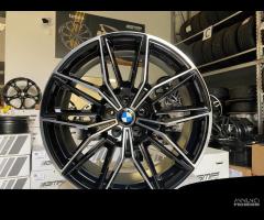 Cerchi NUOVI Bmw raggio 18 cod.3982