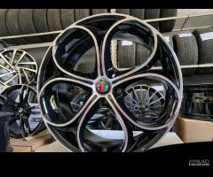 Cerchi NUOVI Alfa Romeo raggio 20 cod.3982