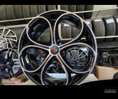 Cerchi Alfa Romeo raggio 18 NUOVI cod.9832