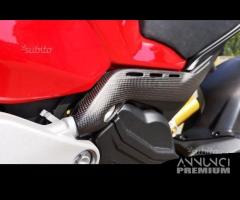 Fianchetti sotto serbatoio carbonio panigale v4 - 1