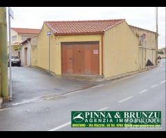 NURACHI - Autorimessa / Garage con Cortile