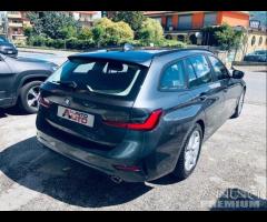 BMW 318 d Touring 48V HYBRID LOUNGE Business - 3