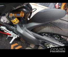 Protezione forcellone carbonio ducati panigale v4