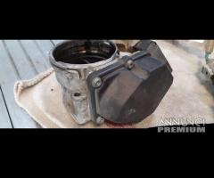 Corpo farfallato VW Passat 2.0 Tdi 03G 128 063 A - 1