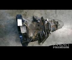 Cambio Audi A6 2.5 V6 AFB 6 marce - 5