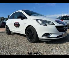 Opel corsa 1.3 con tettuccio