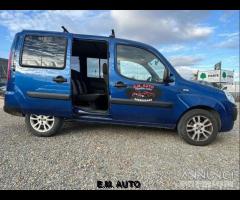 Fiat Doblo 1.9 JTD 5 posti vetrato