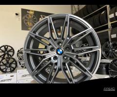 Cerchi NUOVI Bmw raggio 19 NUOVI cod.9843