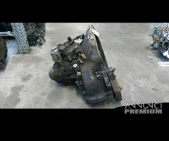 Cambio usato Opel Corsa 1.2 8V Z12XE 5 marce