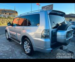 Mitsubishi Pajero 3.2 DI-D 16V 5p. Intense DPF