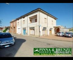 ABBASANTA - Fronte stazione FS - Locale Comm - 10