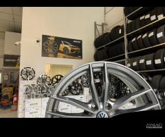 Cerchi Volkswagen raggio 19 NUOVI cod.034982