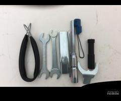 TROUSSE ATTREZZI HONDA FORZA 300ABS 89010-K0B-T000