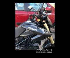 Carene carbonio ducati hypermotard 796 1100