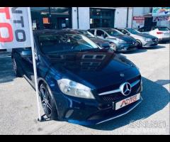 MERCEDES-BENZ A 180 d Business NAVI SPORT -BLUE - 17