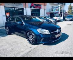 MERCEDES-BENZ A 180 d Business NAVI SPORT -BLUE - 22