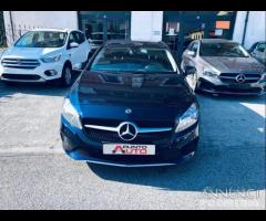 MERCEDES-BENZ A 180 d Business NAVI SPORT -BLUE - 27