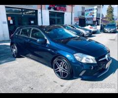 MERCEDES-BENZ A 180 d Business NAVI SPORT -BLUE - 29