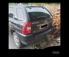 ricambi Kia Sportage 2.0 anno 2010 D4EA