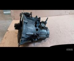 cambio CITROEN BERLINGO 1.6 HDI 9H06 ANNO 2012 - 6