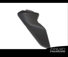 Copri catena inferiore carbonio ducati panigale v2 - 1